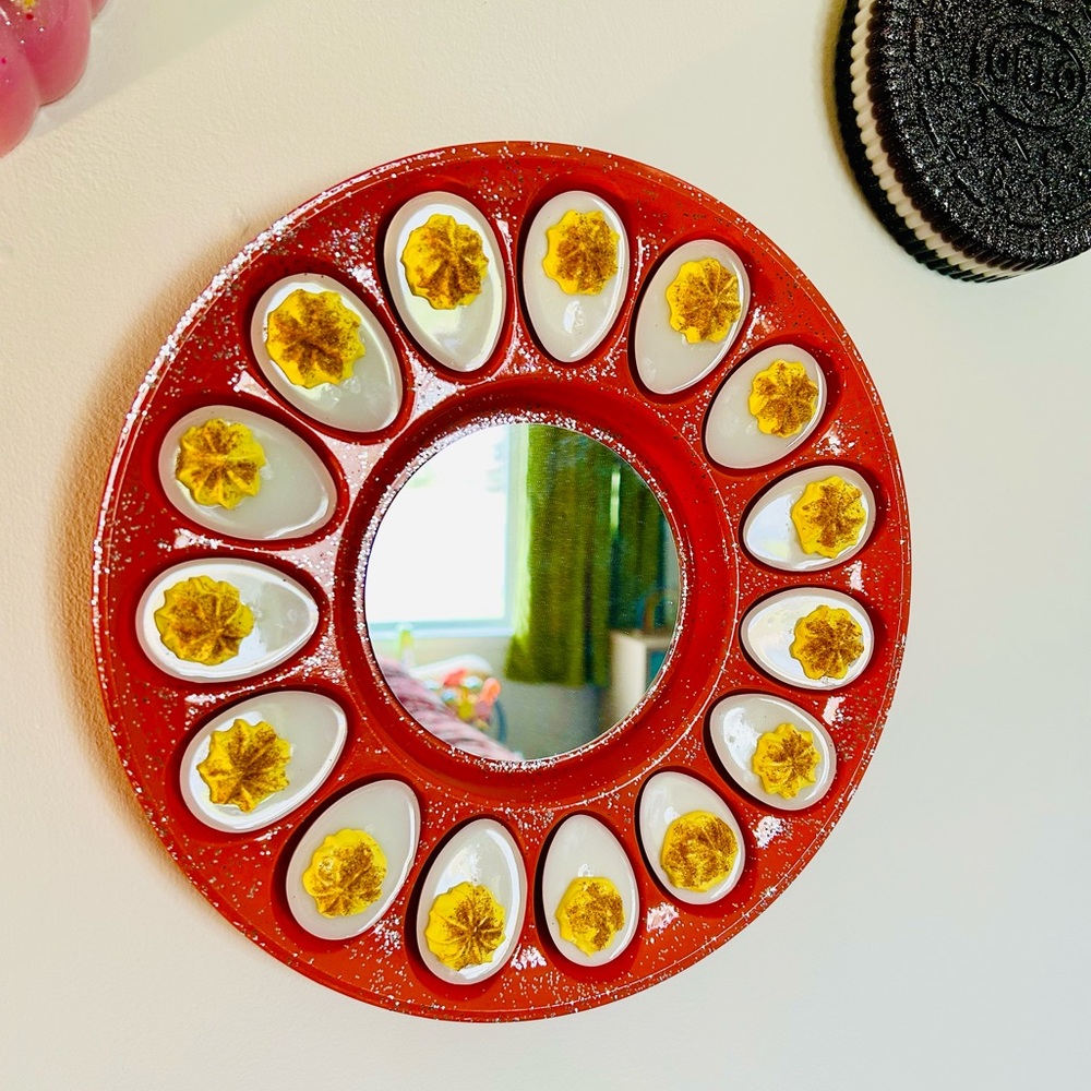 Deviled Egg Mirror - Picture 4 of 5